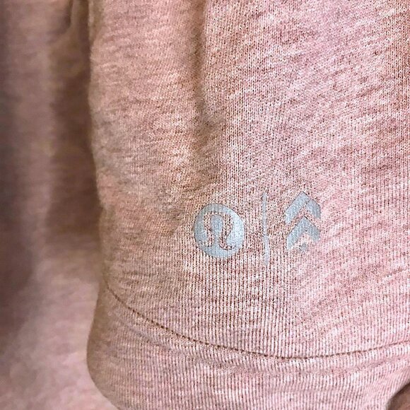 💖🌸 R-A-R-E Lululemon Cropped Peplum Hoodie Jacket Sweater in pretty Pink - Picture 11 of 15